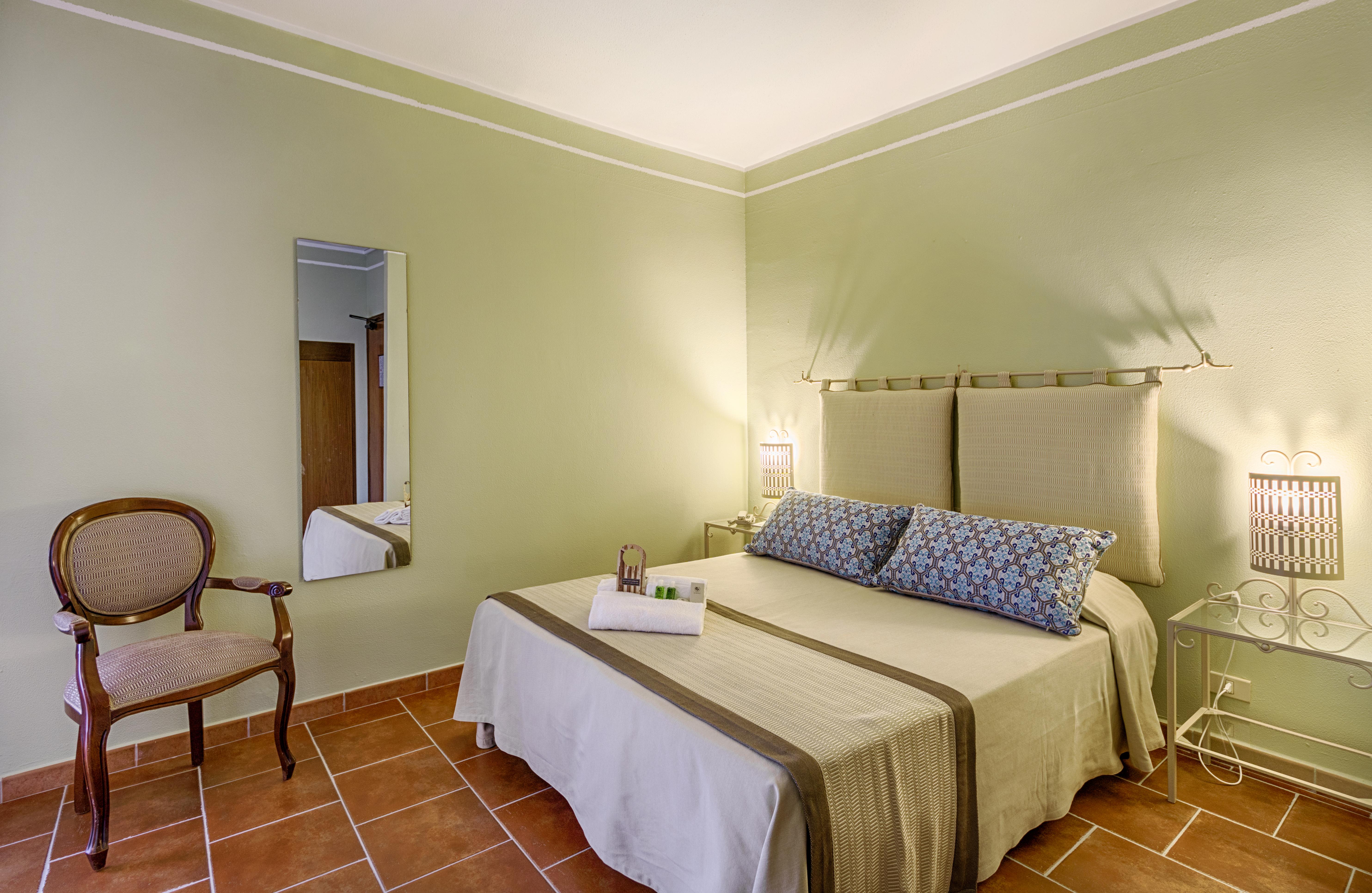 Colonna Palace Hotel Mediterraneo Ольбія Екстер'єр фото